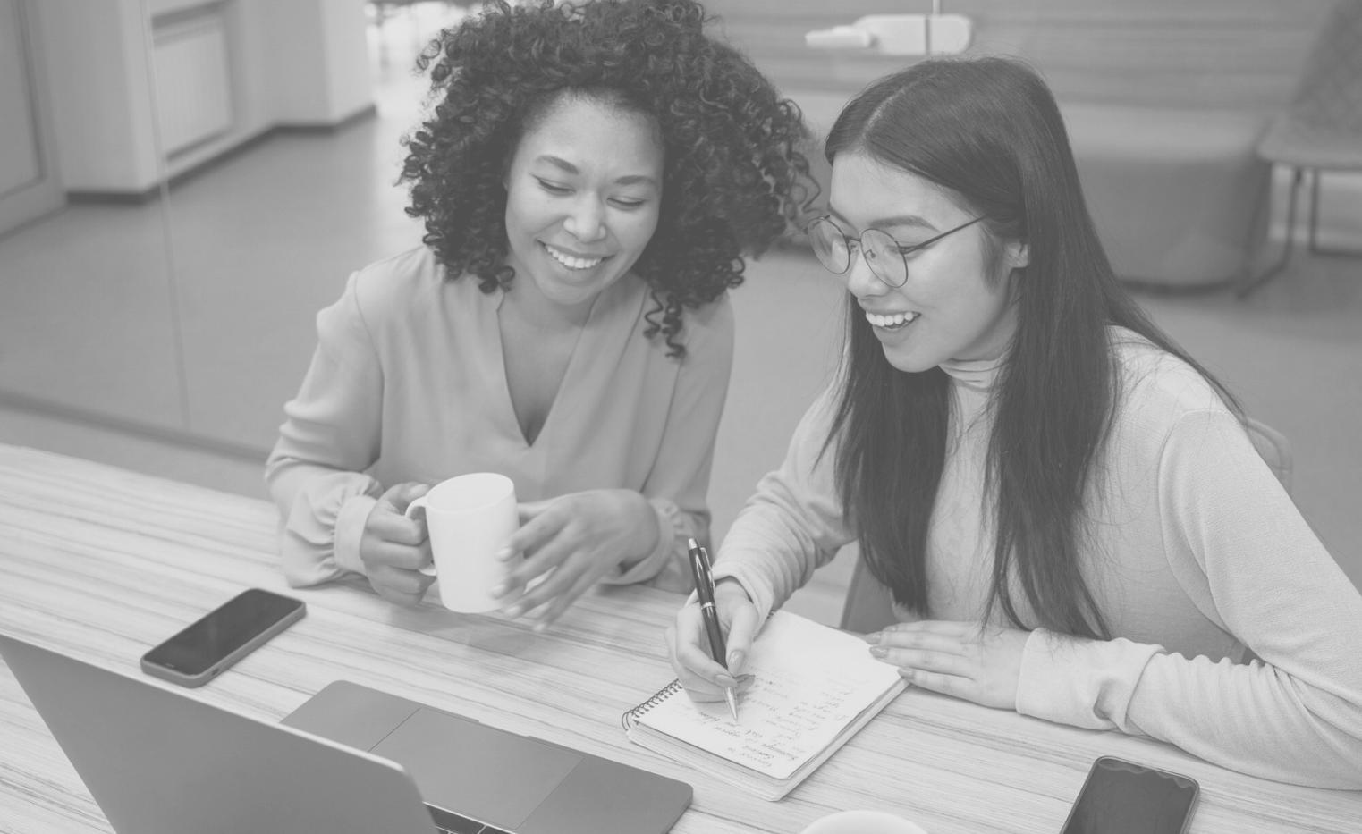 Planification de budget pour événement corporatif avec documents financiers